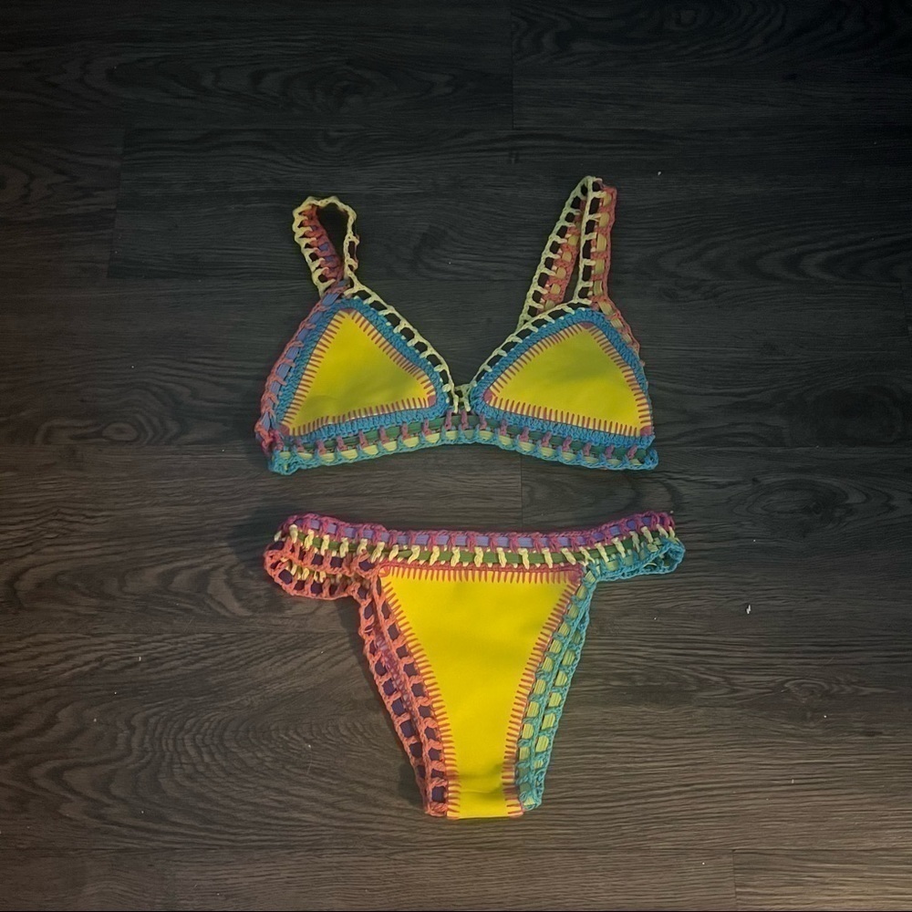 Handmade crochet bikini (reversible) yellow or white - Picture 3 of 5